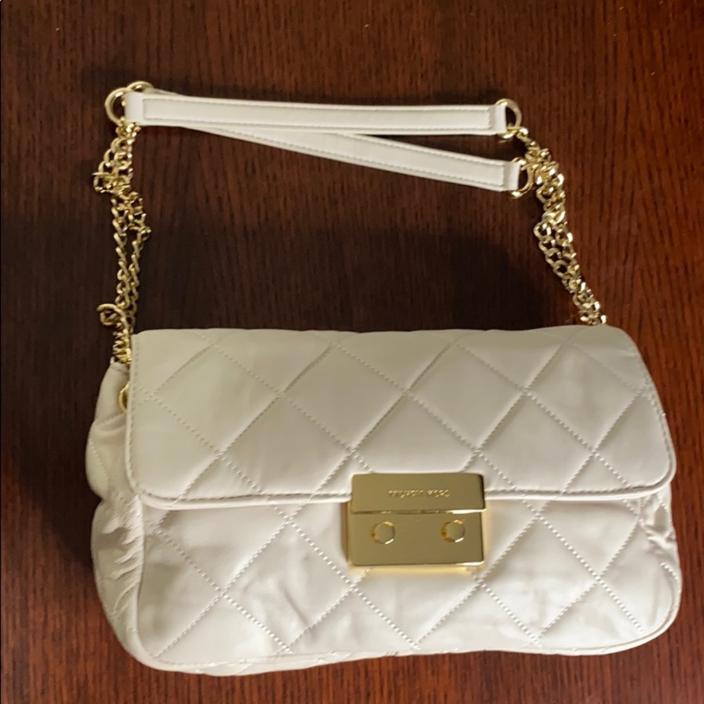 Handbag - Picture 3 of 3